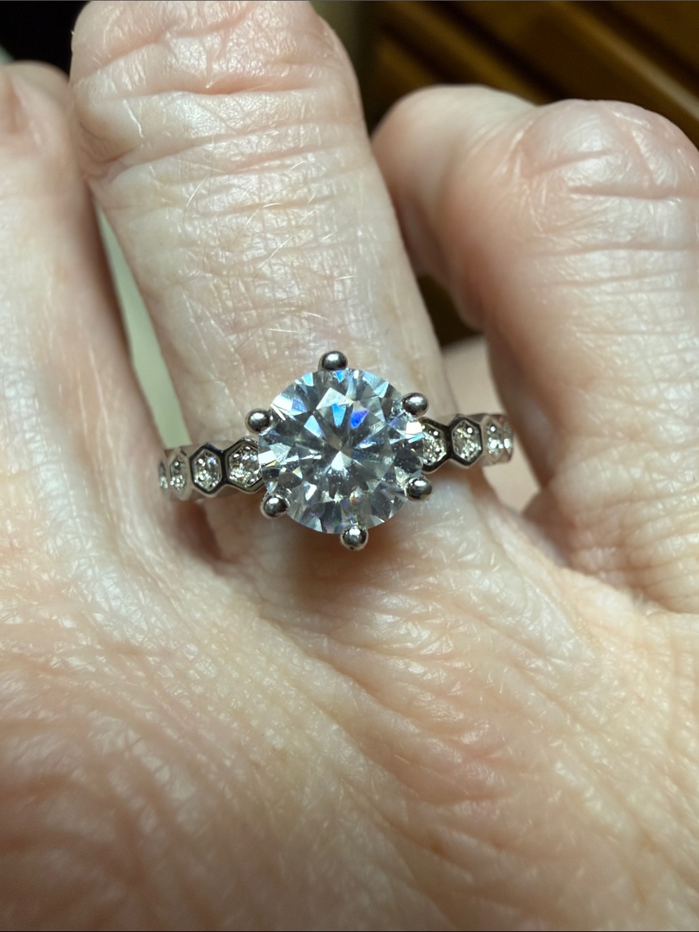 GRA certified moissanite diamond Solitare 925 sterling silver ring NEW STUNNING